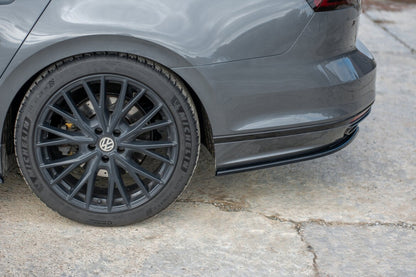 VW Passat R-Line - Heck Flaps