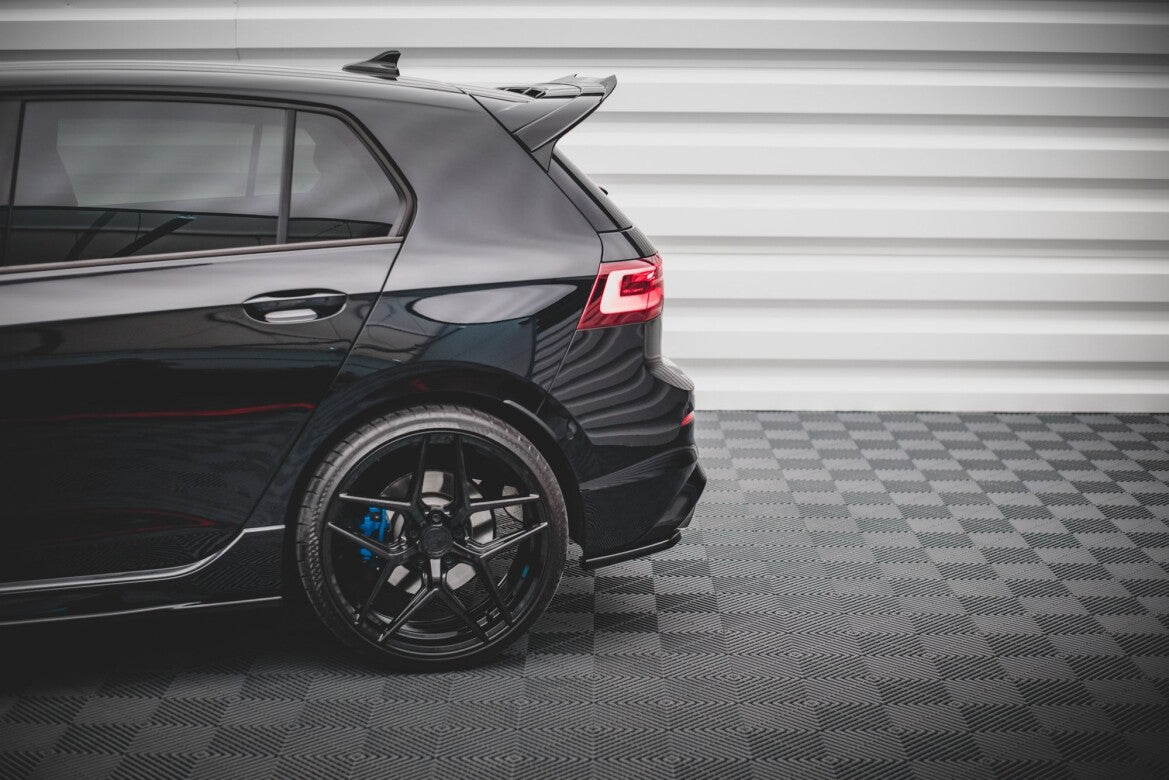 VW Golf 8 R - Heck Flaps V.1