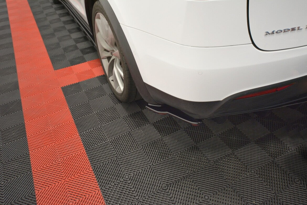 Tesla Model X - Heck Flaps V.2