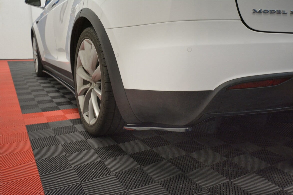 Tesla Model X - Heck Flaps V.2