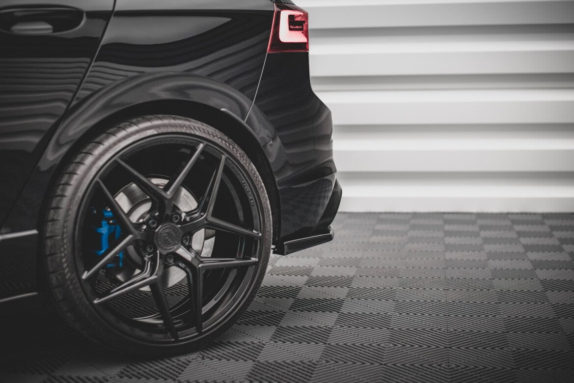 VW Golf 8 R - Heck Flaps V.2
