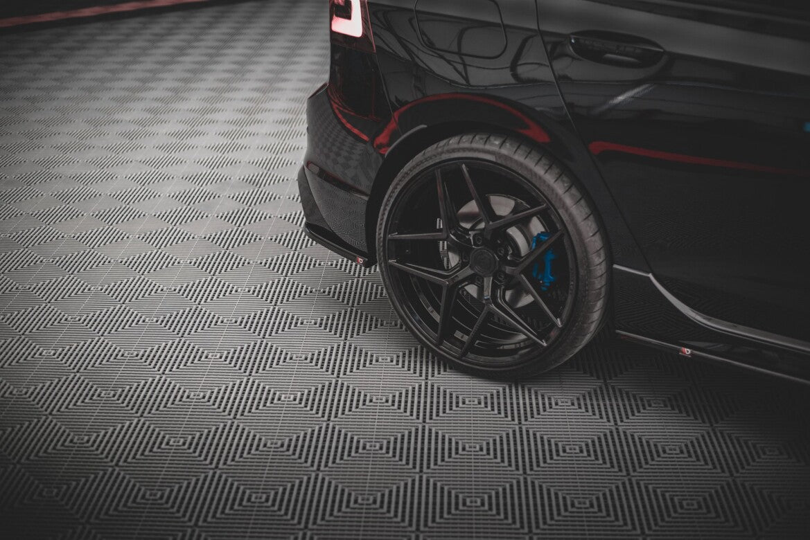 VW Golf 8 R - Heck Flaps V.3