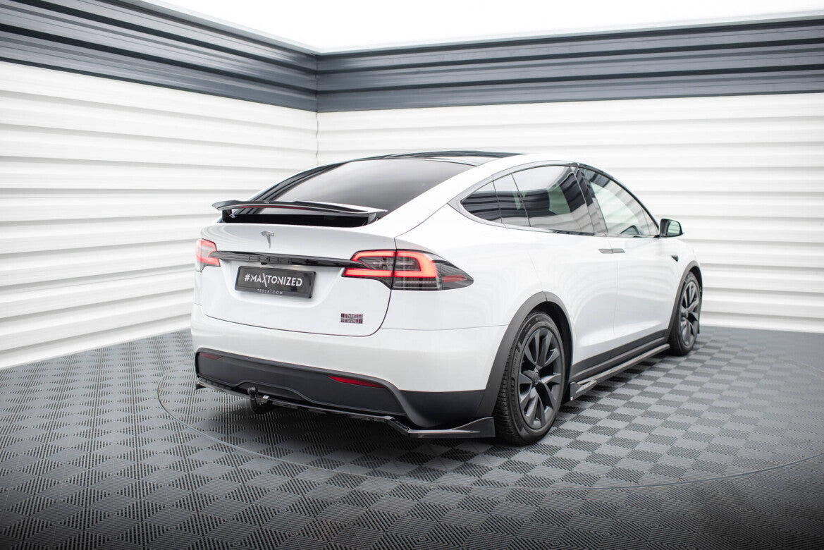 Tesla Model X Facelift - Heck Ansatz