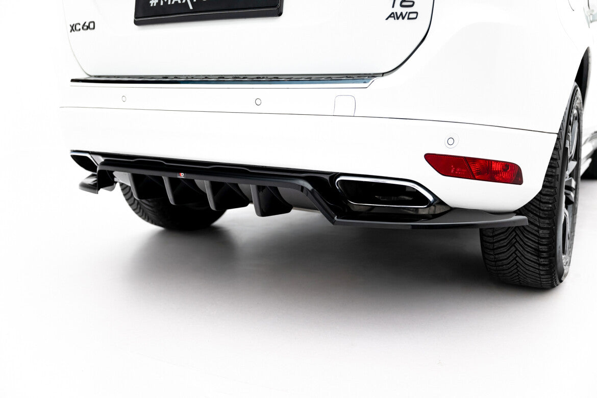 Volvo XC60 - Heck Ansatz