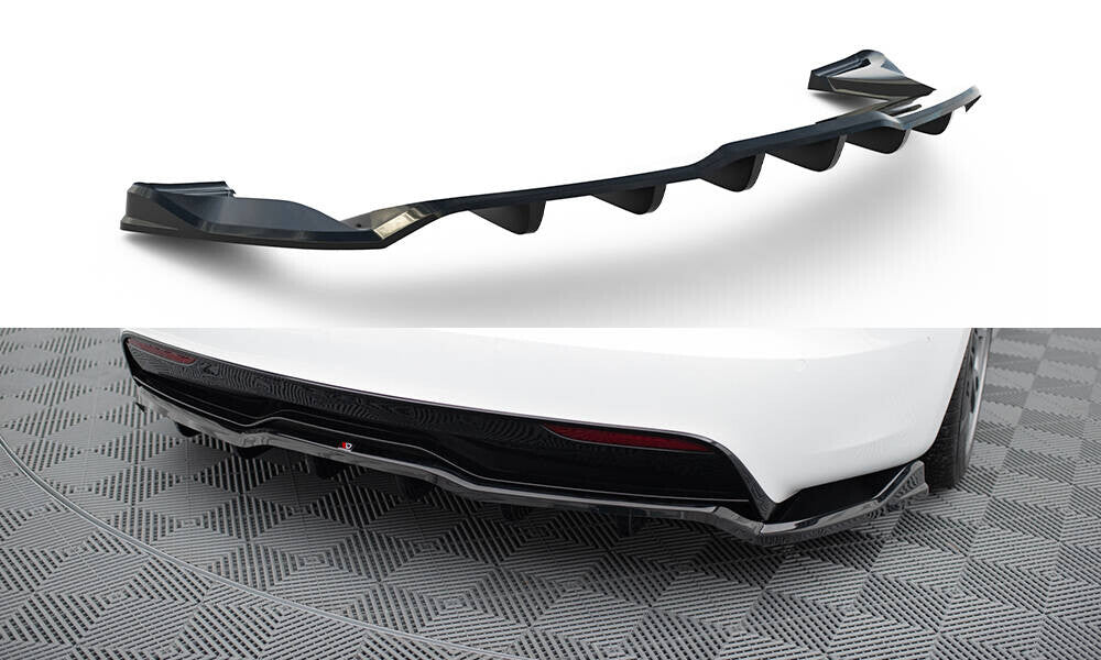 Tesla Model S Plaid - Heck Ansatz V.1