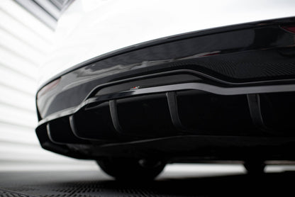 Tesla Model S Plaid - Heck Ansatz V.1