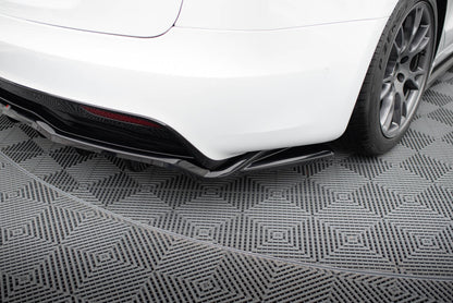 Tesla Model S Plaid - Heck Ansatz V.2