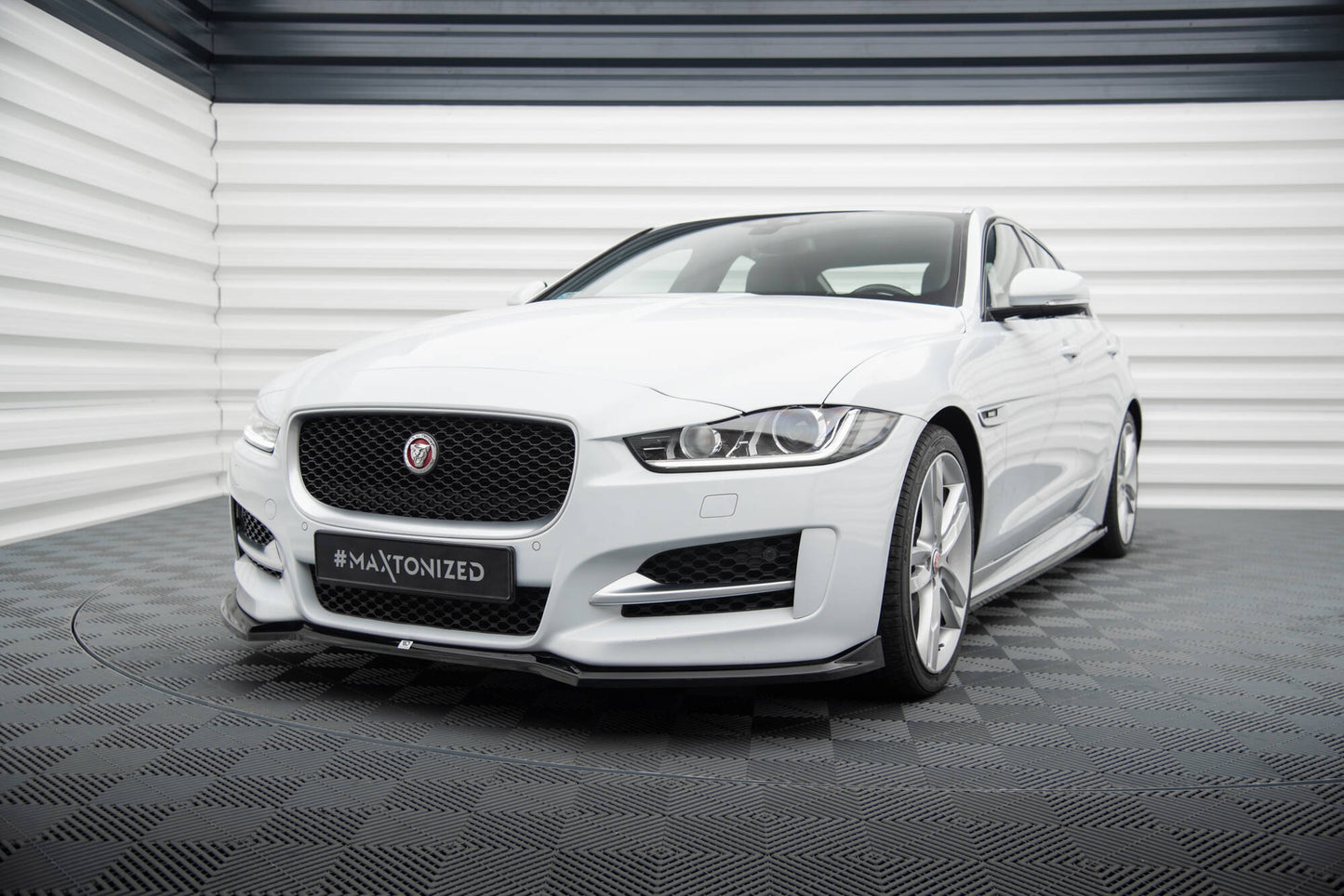 Jaguar XE R-Sport X760 - Frontlippe V.1