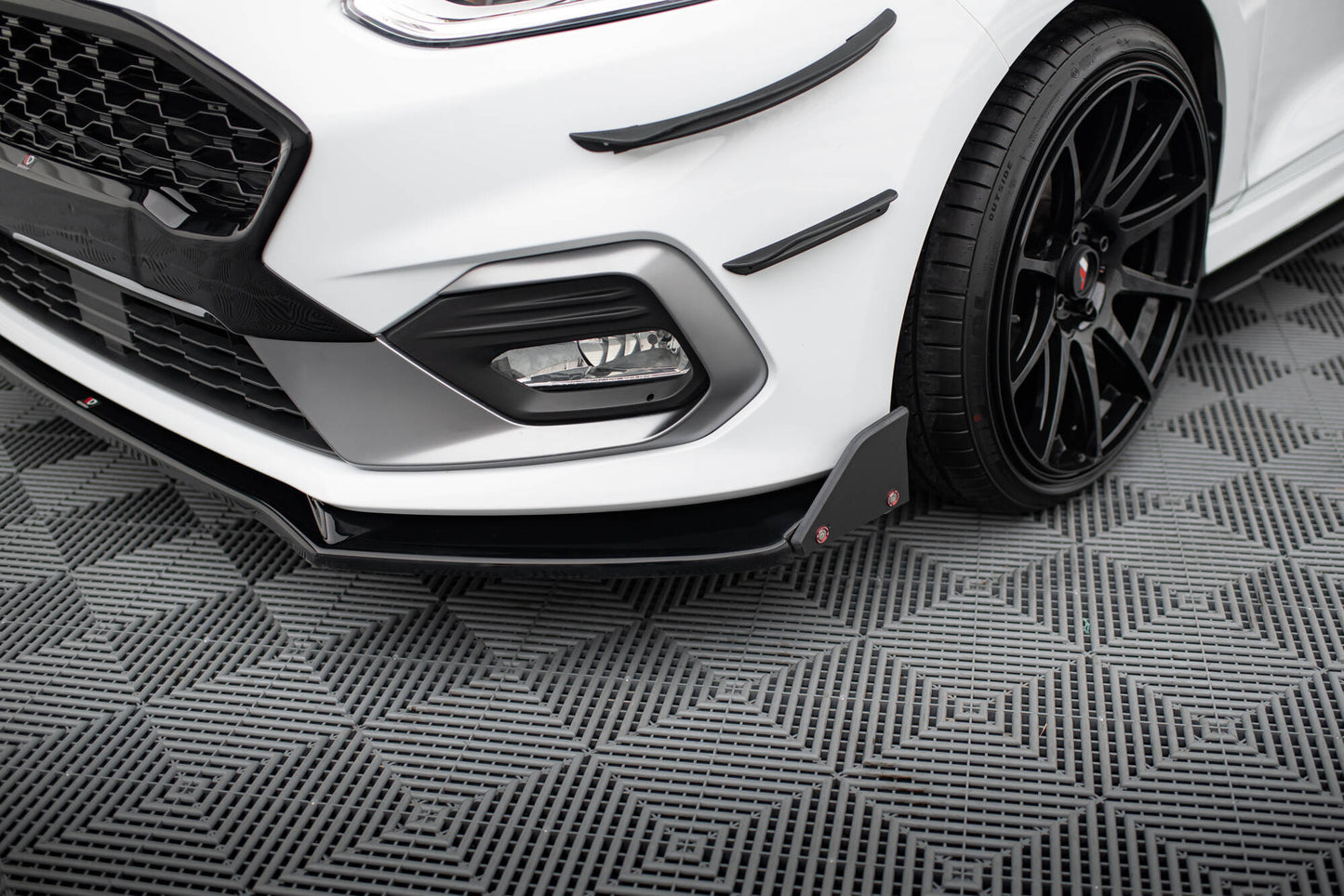 Ford Fiesta ST Mk8 - Frontspoiler - Frontlippe V.4 + Flaps (DTC)