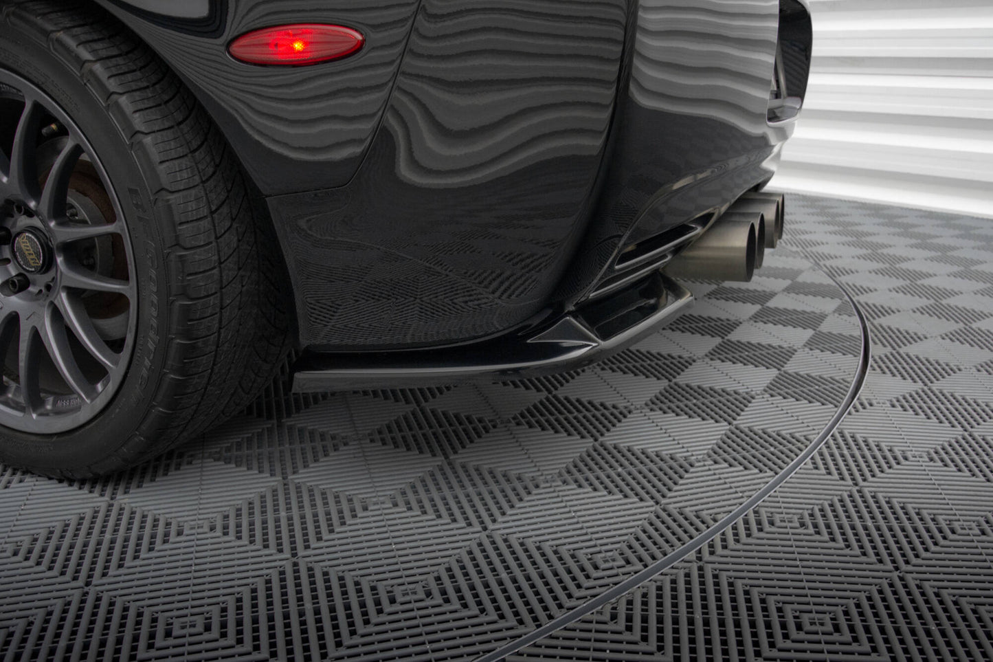 Chevrolet Corvette C5 - Heck Flaps
