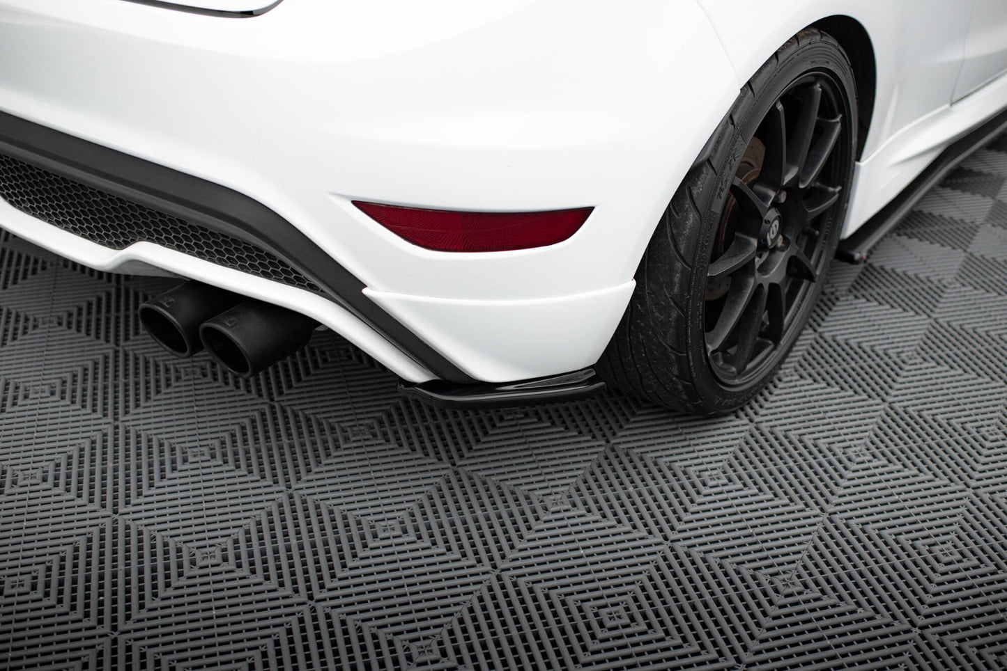 Ford Fiesta ST Mk7 - Heck Flaps