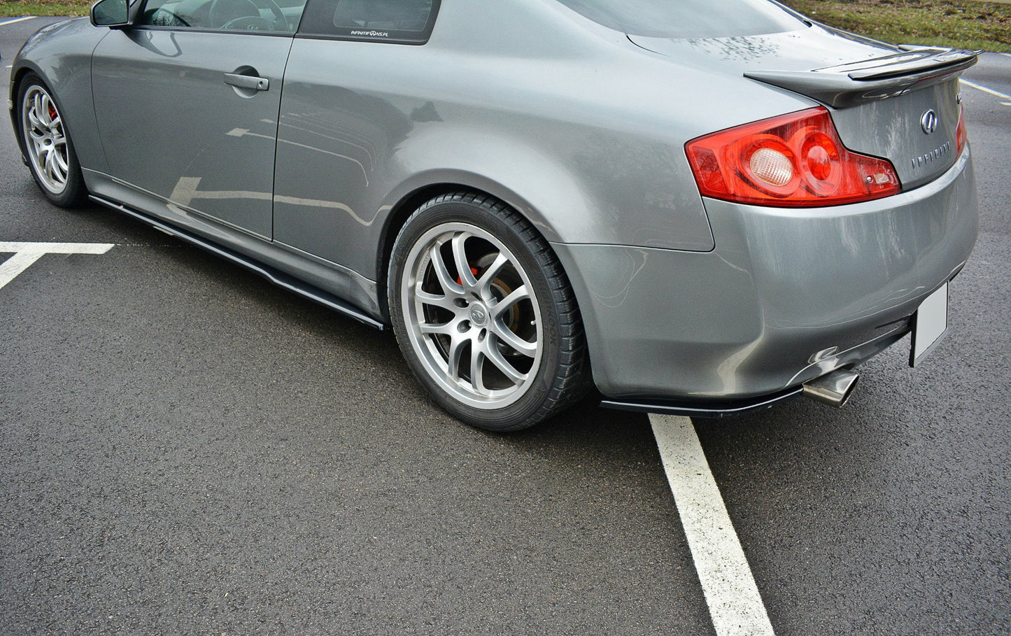 Infiniti G35 Coupe - Heck Flaps