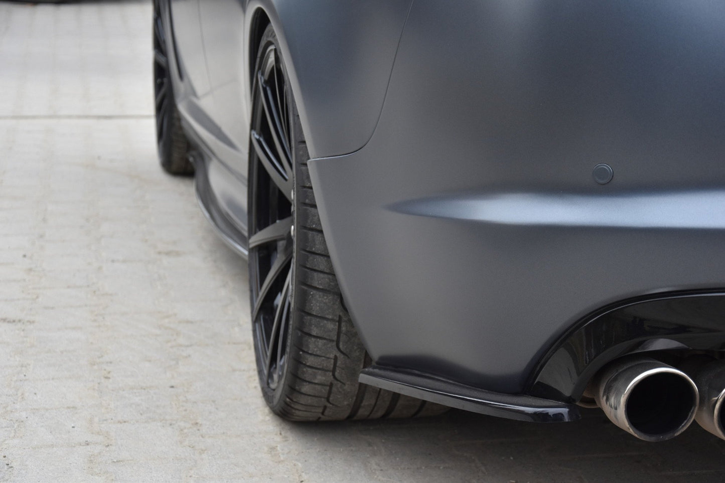 Jaguar XF-R - Heck Flaps
