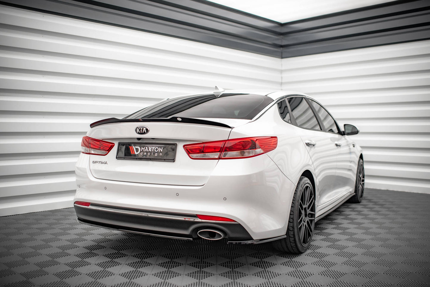 KIA Optima Mk4 - Heck Ansatz