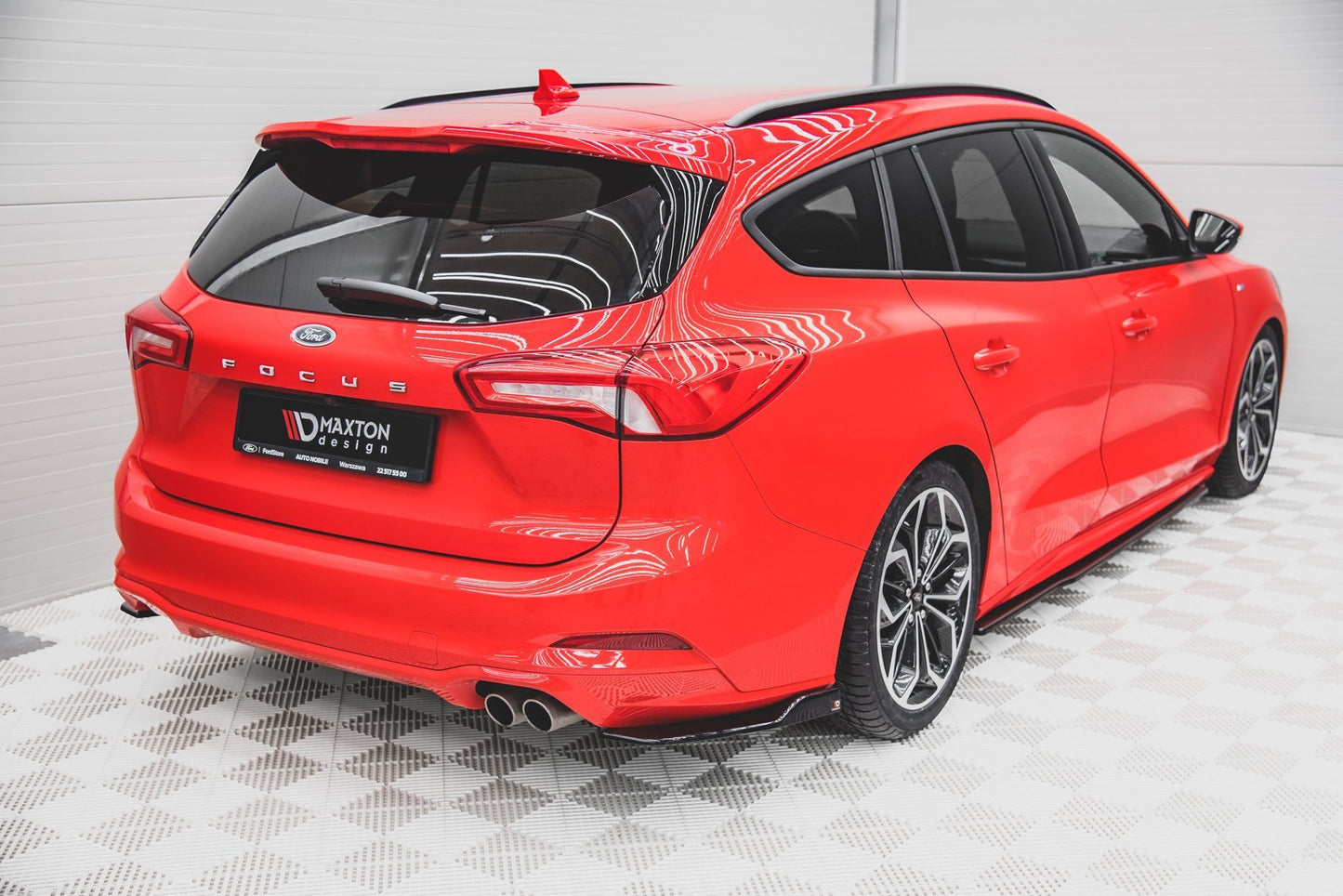 Ford Focus Mk4 Kombi - Heck Flaps V.2