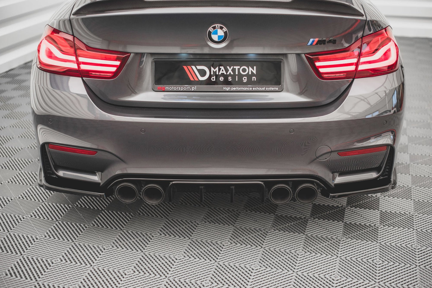 BMW M4 F82 - Heck Flaps V.3