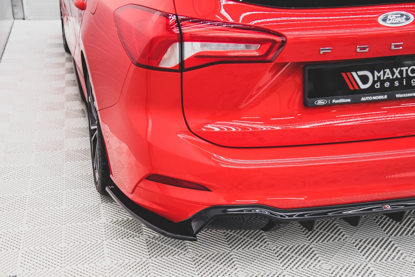Ford Focus Mk4 Kombi - Heck Flaps V.3