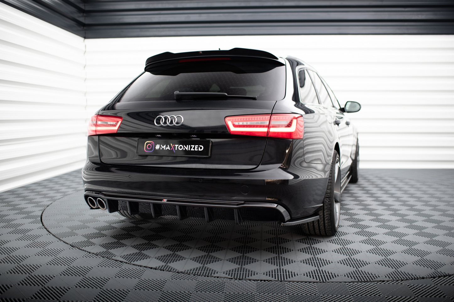 Audi A6 C7 Heck Diffusor OO-