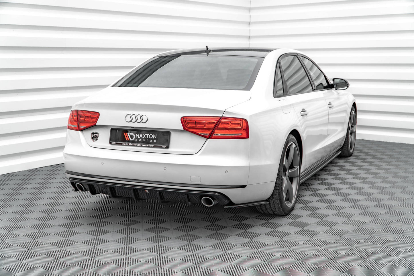 Audi A8 D4 Heck Diffusor