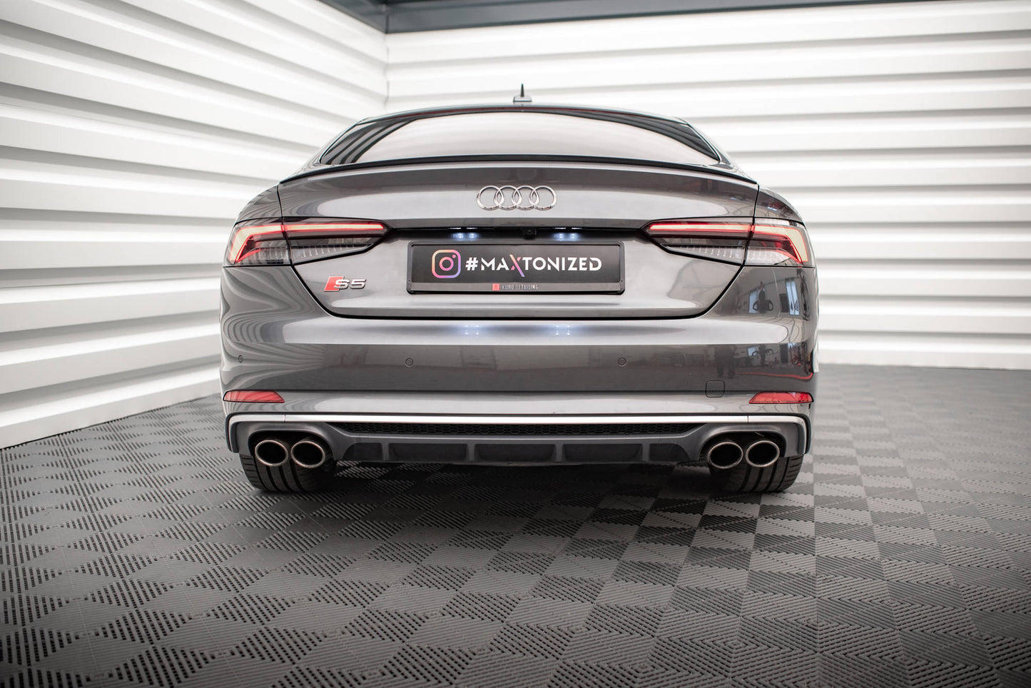 Audi S5 F5 Heck Diffusor