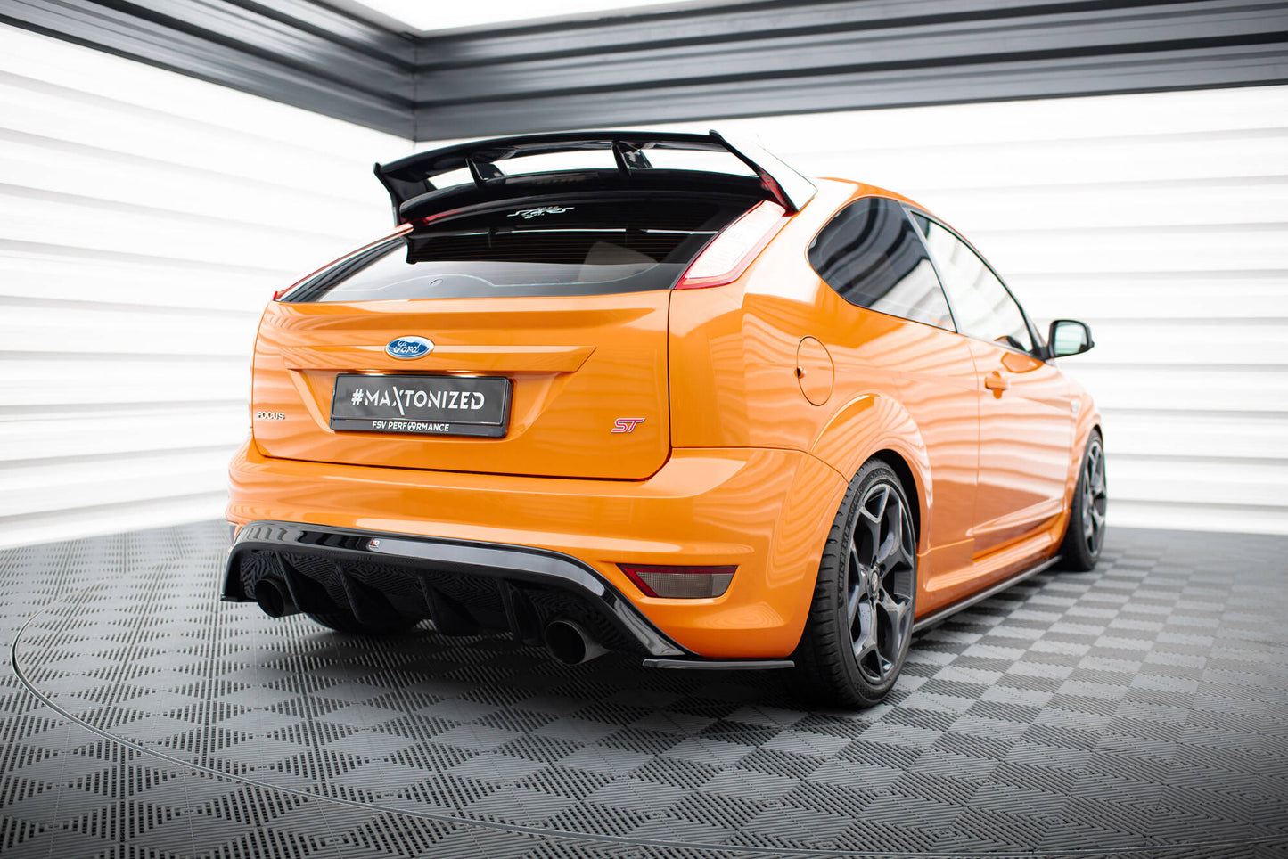 Ford Focus ST Mk2 Facelift - Heck Diffusor Ansatz