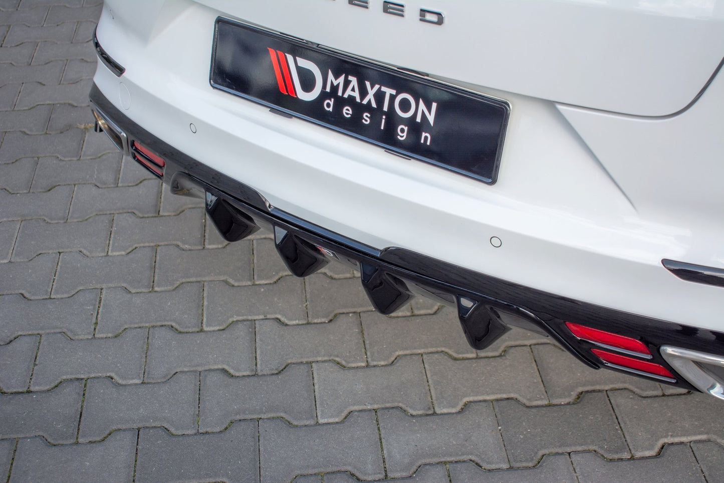 KIA ProCeed GT Mk1 (CD) - Heck Ansatz
