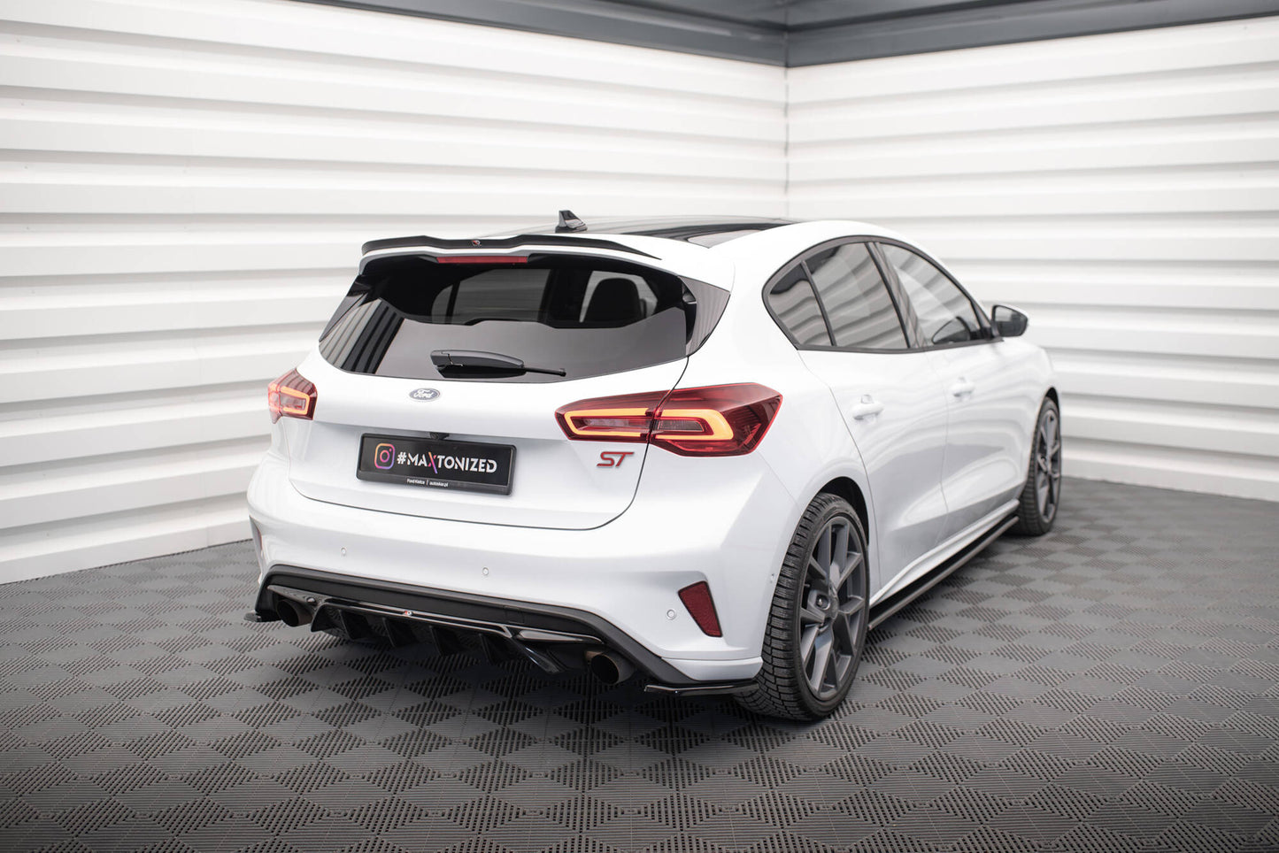Ford Focus ST Mk4 - Heck Diffusor V.2