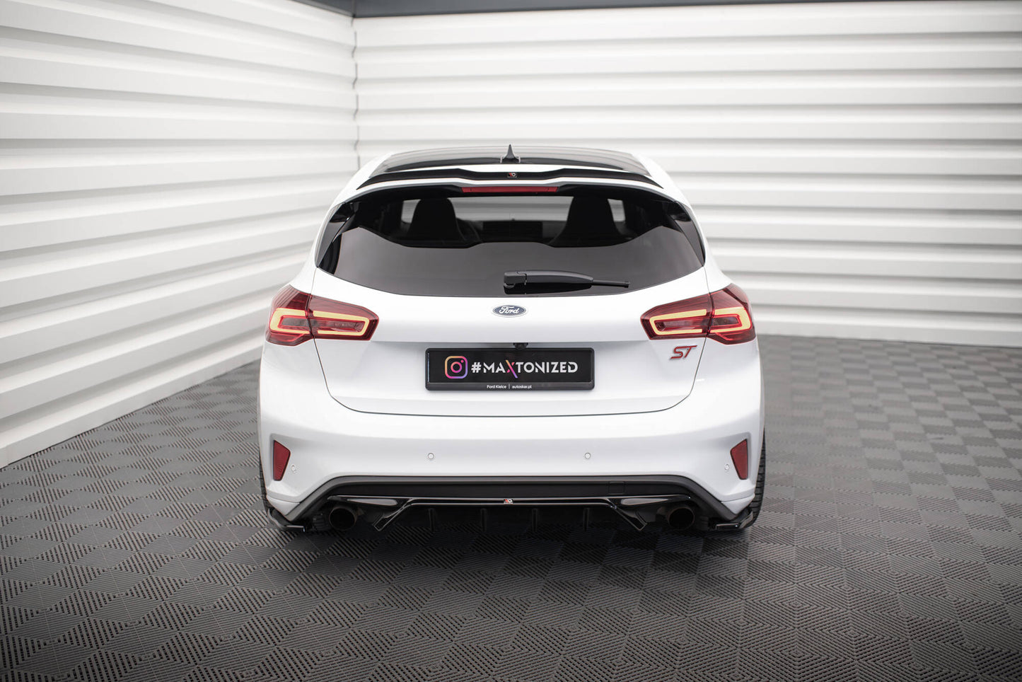 Ford Focus ST Mk4 - Heck Diffusor V.2