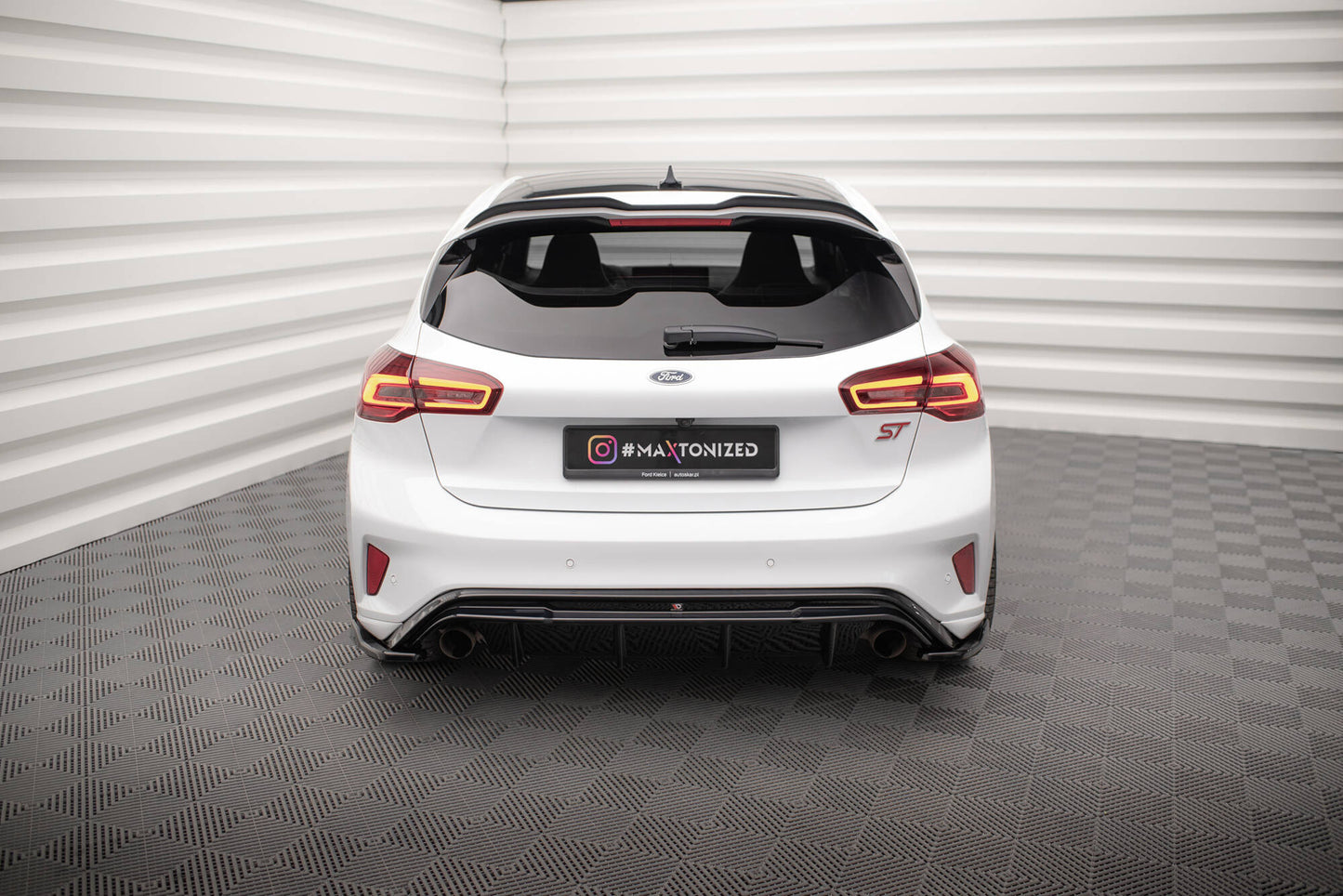 Ford Focus ST Mk4 - Heck Diffusor V.3