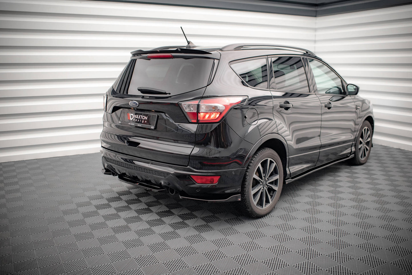 Ford Escape ST-Line - Heck Ansatz