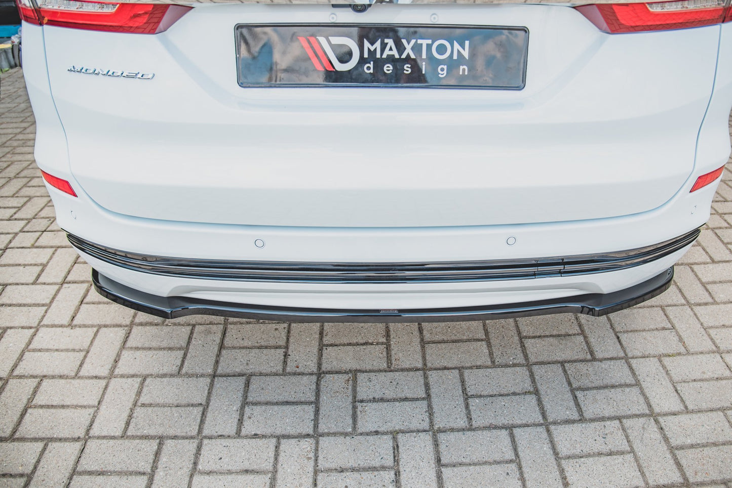 Ford Mondeo Mk5 Facelift Kombi - Heck Ansatz