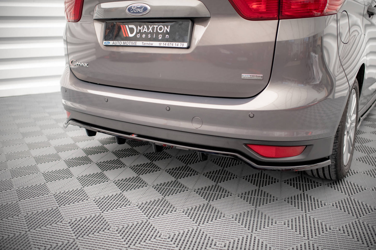 Ford C-Max - Heck Ansatz
