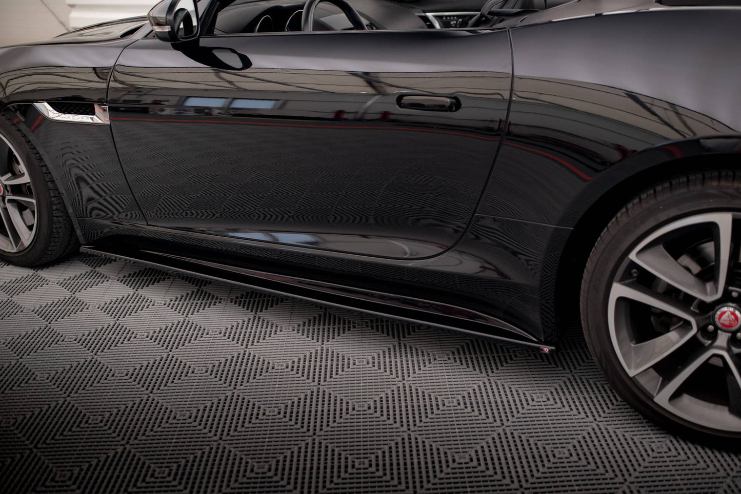 Jaguar F-Type X152 - Seitenschweller