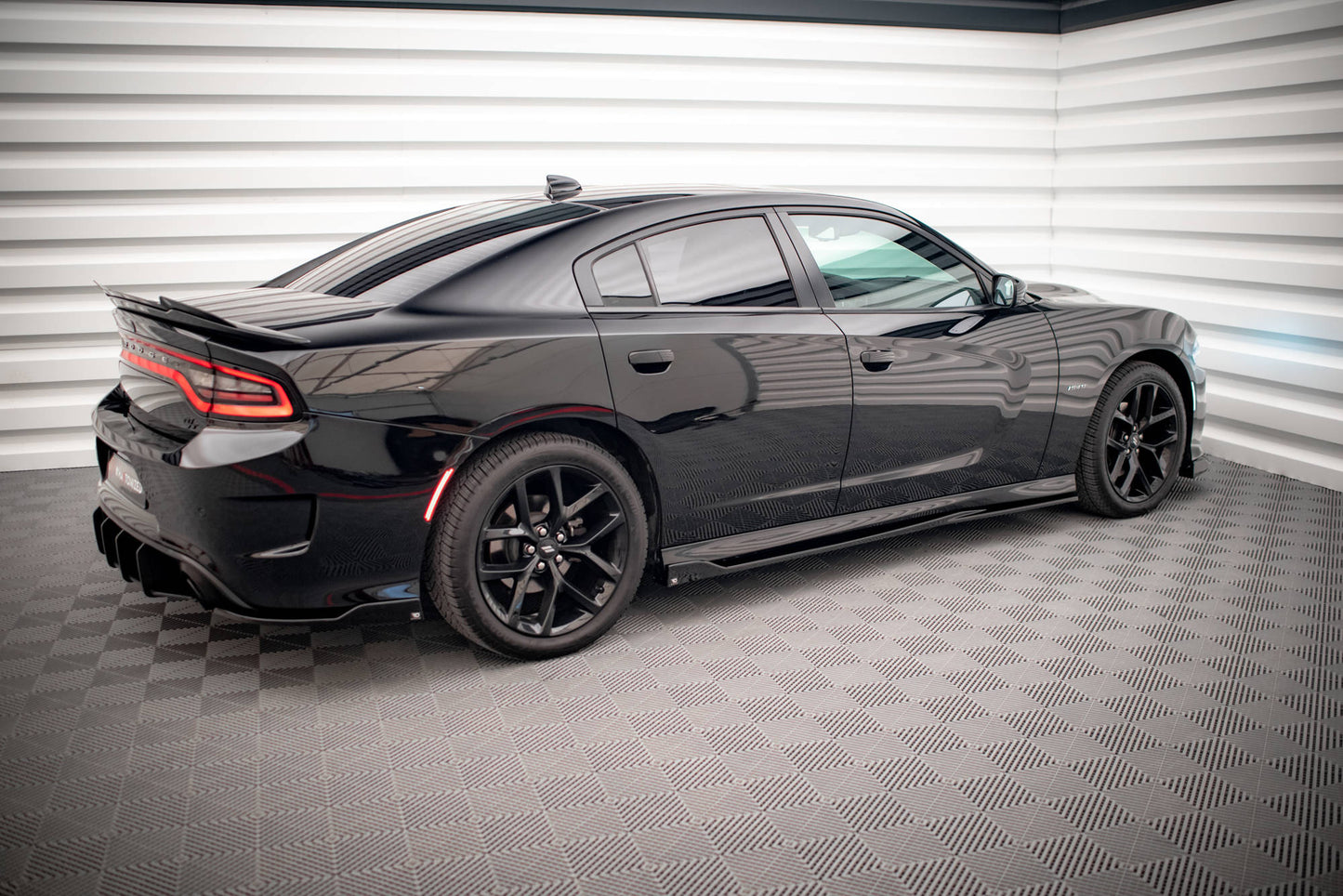 Dodge Charger SRT Facelift - Seitenschweller