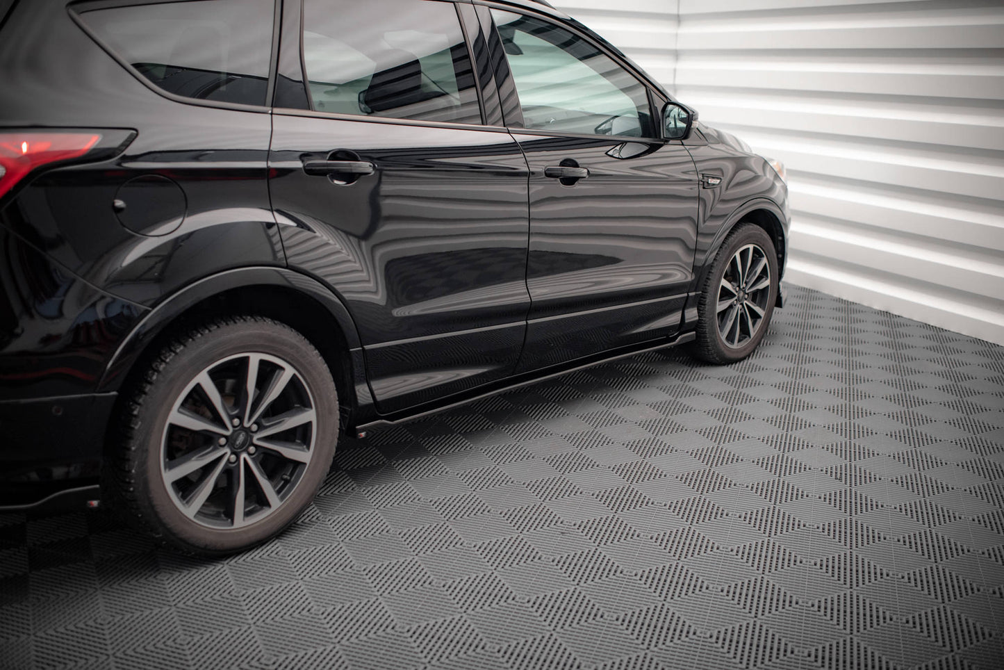 Ford Escape ST-Line - Seitenschweller