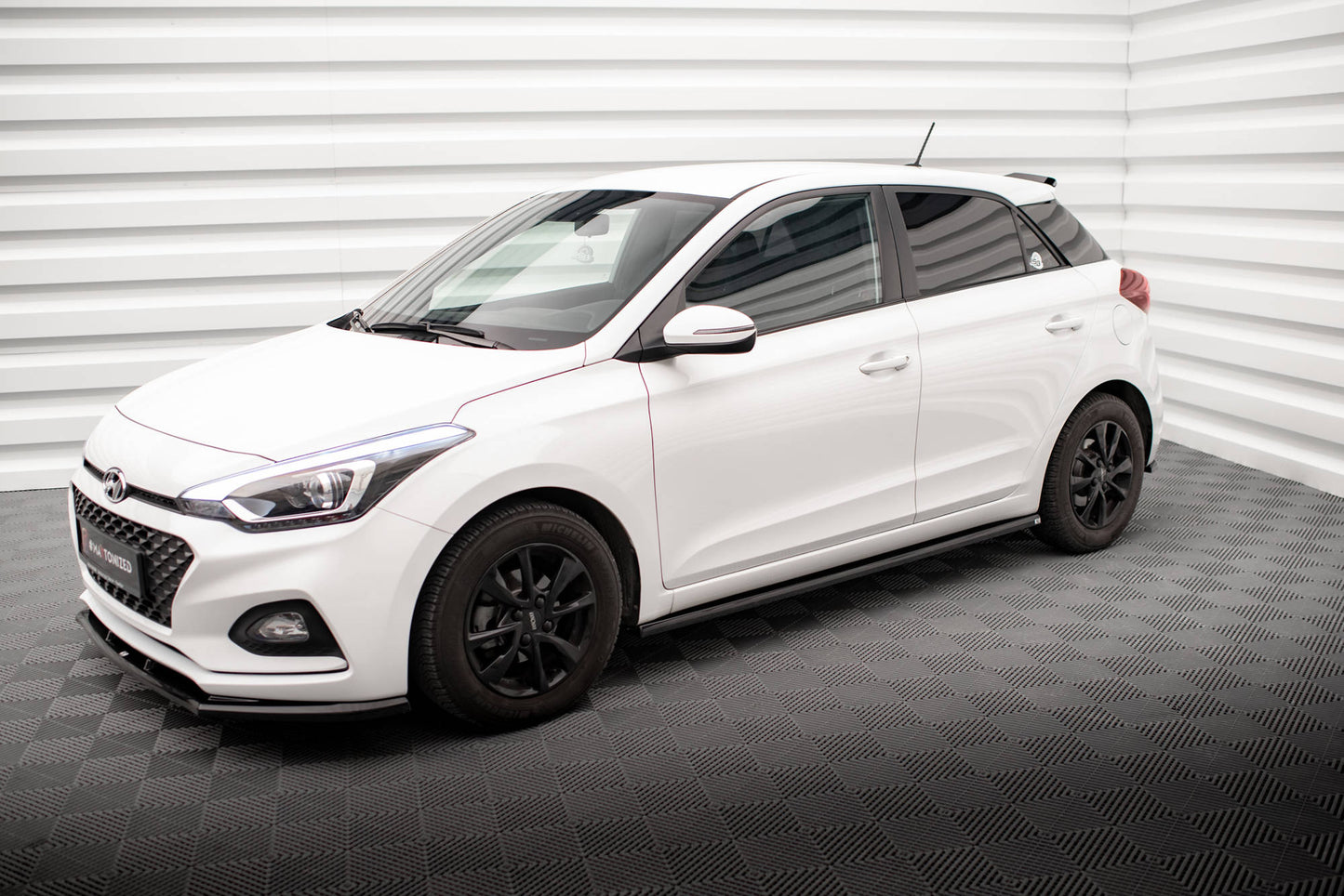 Hyundai i20 Mk2 Facelift - Seitenschweller