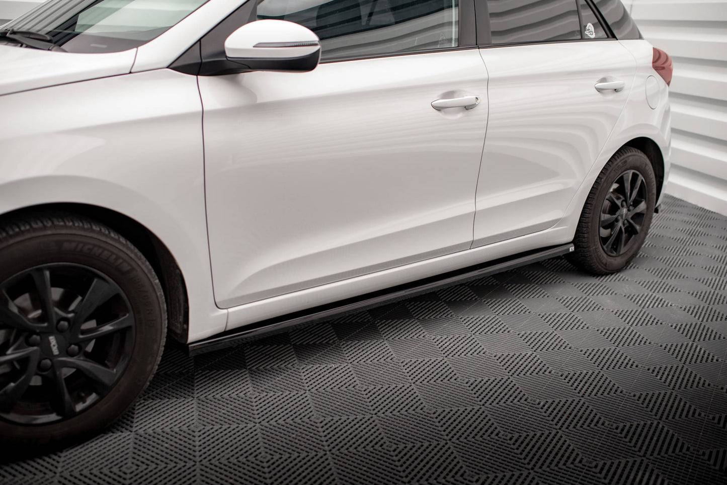 Hyundai i20 Mk2 Facelift - Seitenschweller
