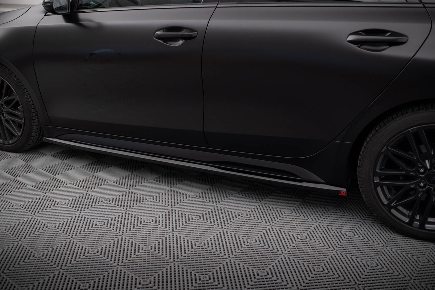 KIA CEE'D (CD) Facelift - Seitenschweller