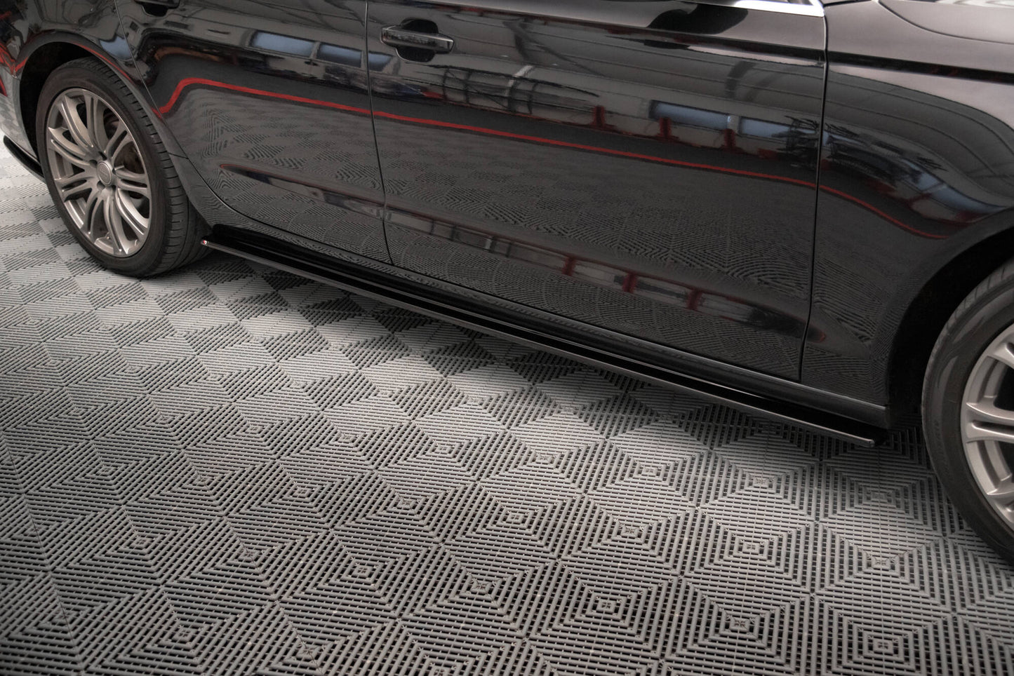 Audi A6 C7 Seitenschweller V.1