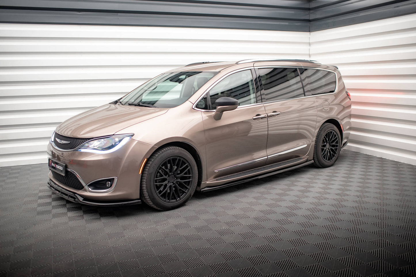 Chrysler Pacifica Mk2 - Seitenschweller
