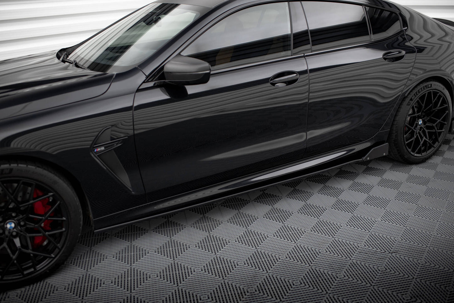 BMW 8er Gran Coupe G16 M-Paket - Seitenschweller + Flaps V.1