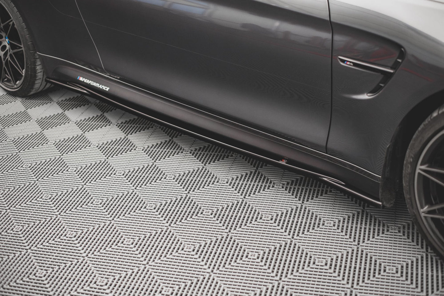 BMW M4 F82 - Seitenschweller V.2