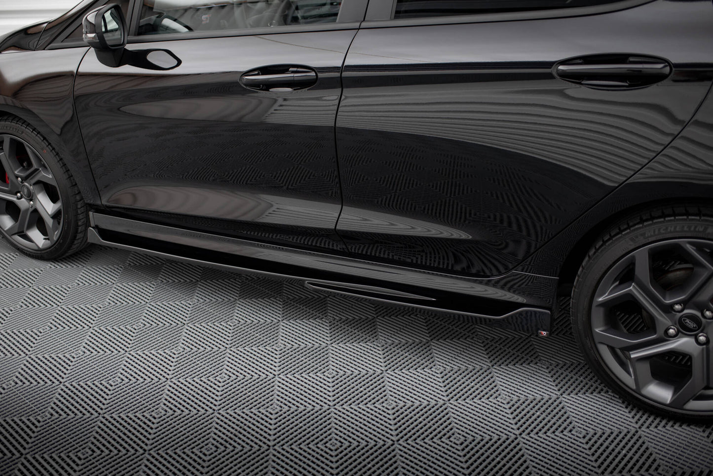 Ford Fiesta ST Mk8 - Seitenschweller V.4