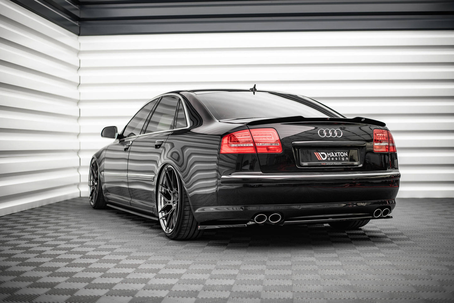 Audi S8 D3 Heck Flaps