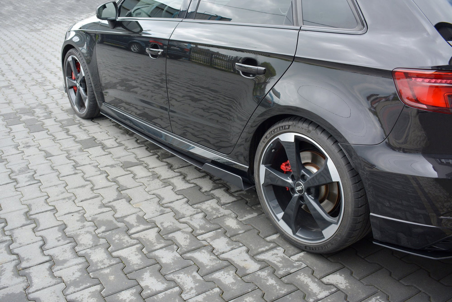Audi RS3 8V Facelift Sportback Sport Seitenschweller V.2