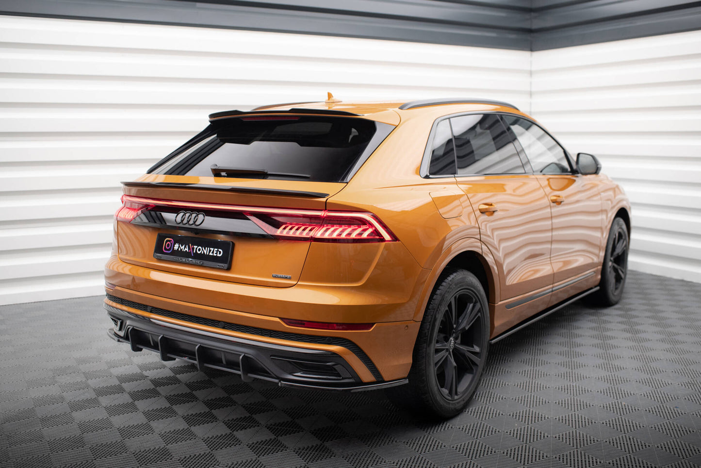 Audi Q8 M4 S-Line - Street Pro Heckschürze