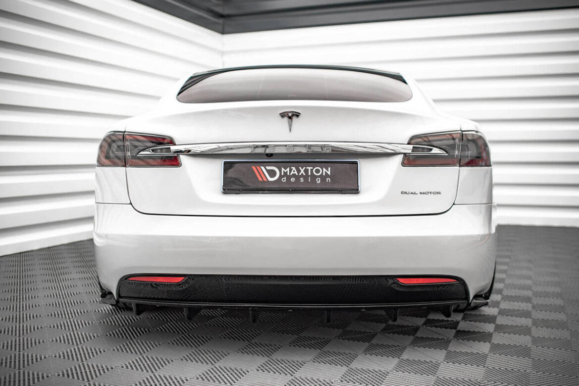Tesla Model S Facelift - Heck Ansatz