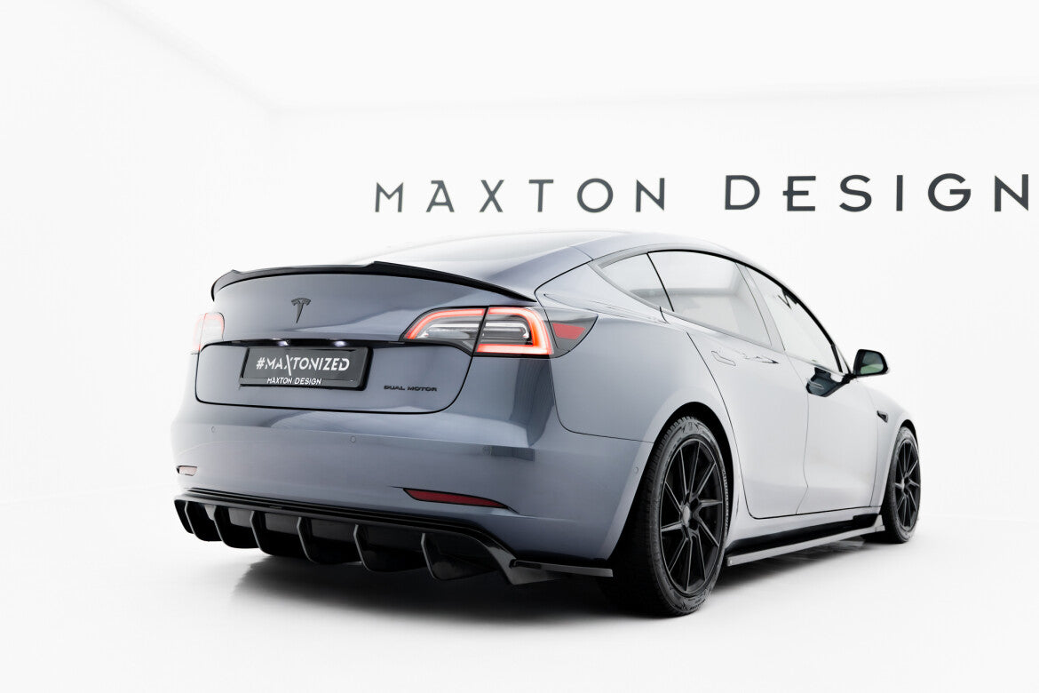Tesla Model 3 - Heck Spoiler