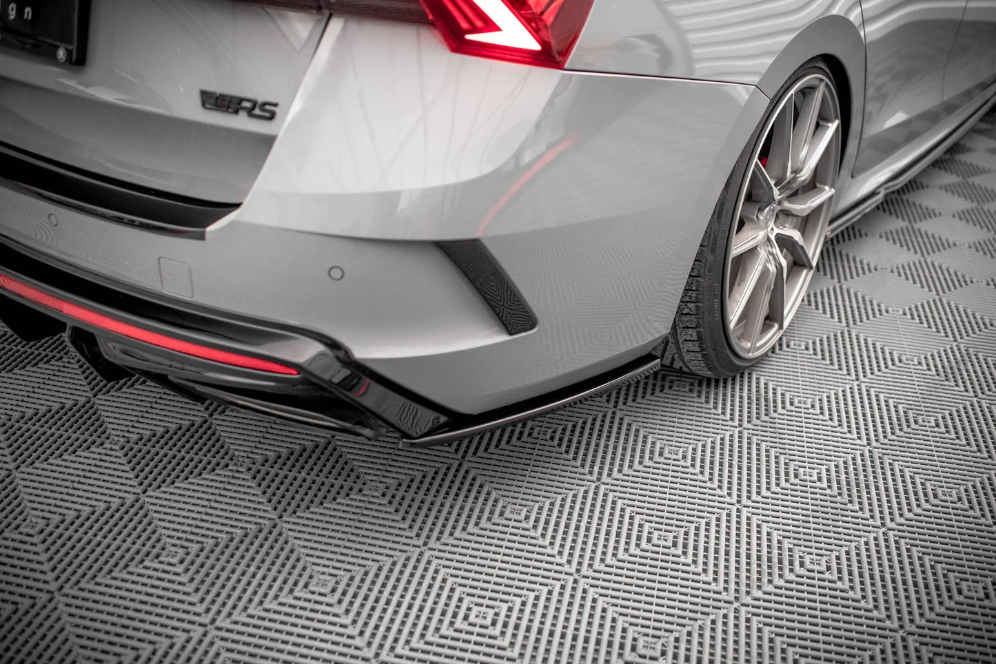 Skoda Octavia RS - Heck Flaps V.3