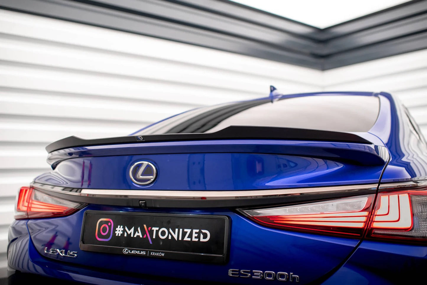 Lexus ES F Sport - Heck Spoiler